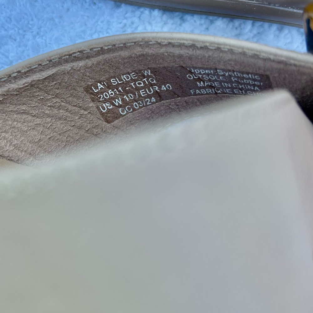 OluKai La'i Slides Taupe with Tortoise Buckle Women's Size 10 - Picture 7 of 7